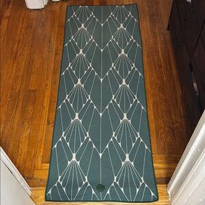 Manduka yoga towel with Geometric Design